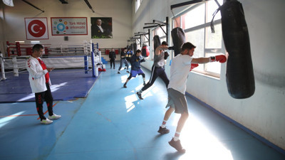 Boks Milli Takımı, olimpiyatlara hazırlanıyor