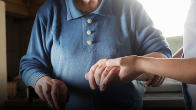 Bakanlık düğmeye bastı! Yaşlılar için yeni program devreye giriyor