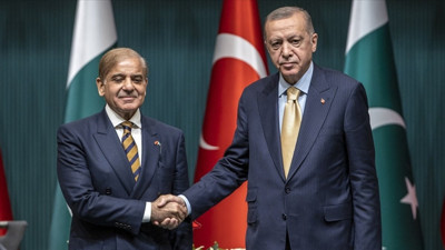 Cumhurbaşkanı Erdoğan Pakistan Başbakanı Şerif ile telefonda görüştü