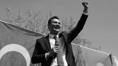 Hayatını kaybeden Ferdi Zeyrek son yolculuğuna uğurlandı