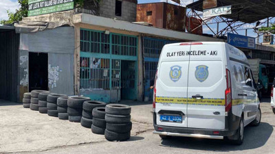 Sandalyeden düşüp başını vurdu! Durumu kritik