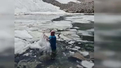 Yaz sıcağında buz gibi macera! Soğuk sularda adrenalin dolu anlar