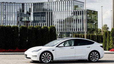 Bu marka otomobili alan yaşadı! Oturduğunuz yerden para kazandırıyor