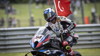 Toprak Razgatlıoğlu İtalya'da podyum mücadelesi verecek