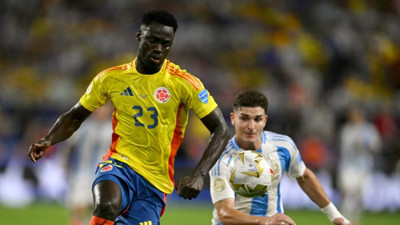 Julian Alvarez, Davinson Sanchez'e laf attı