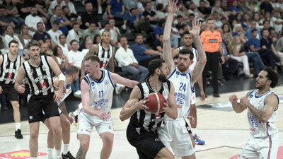 Beşiktaş Fibabanka ve Anadolu Efes final için parkede!
