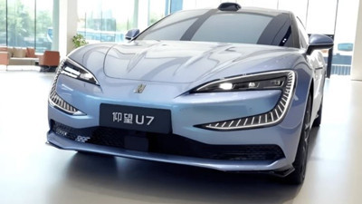 Dev marka otomobil piyasasını alt üst etti! Tüm firmalara diz çöktürdü