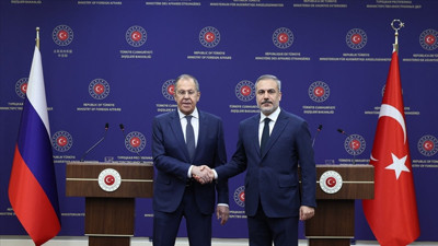 Fidan ve Lavrov'dan kritik görüşme: İsrail-İran çatışmasında gerilim tırmanıyor!