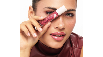 Pastel Plump Up Gloss’a yaz ışıltısı katacak 4 yeni trend renk