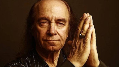 Siyaset camiasından Erkin Koray mesajları. Ölümü herkesi yasa boğdu