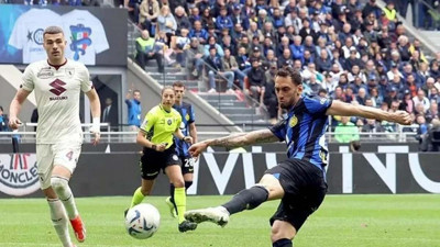 Hakan Çalhanoğlu transferinde flaş gelişme: Dursun Özbek telefon konuşmasını anlattı