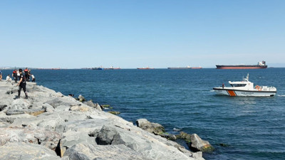 İstanbul sahilinde esrarengiz ceset! Kadın kayalıklarda bulundu