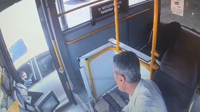 Trafikte tartıştığı otobüs şoförünü tabancayla vurdu