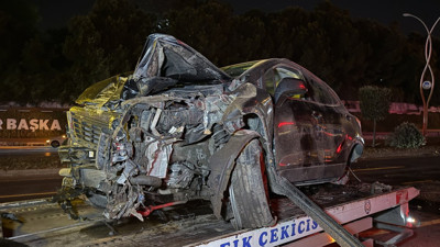 Alkollü sürücü dehşet saçtı! Ortalık savaş alanına döndü