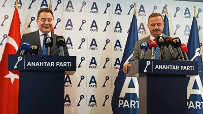 Siyasi parti liderinden Ağıralioğlu’na sürpriz ziyaret