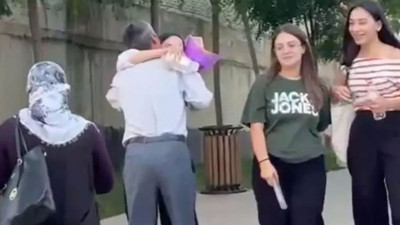 Sınav çıkışı duygusal karşılama gündem oldu. Milyonlarca kez izlenen anları anlattı