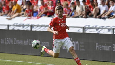 Beşiktaş ilk transferini resmen bitirdi: Pazartesi imzaya geliyor