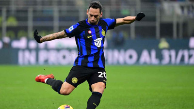 Eski Galatasaraylıdan Hakan Çalhanoğlu bombası: 'Her an her şey olabilir'