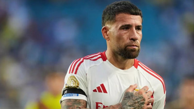 Otamendi 37 yaşında imzayı attı!