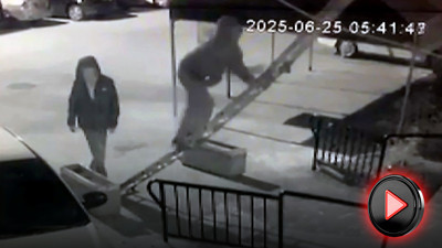 Gece yarısı sessizliği soygunla bozuldu! Müzisyene kabusu yaşattılar