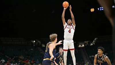 Curry'nin kulakları çınladı: Zorla sevda olur mu?