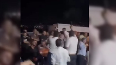 Düğün eğlencesi korkuya döndü! Ardı ardına 45 kez tetiğe bastı