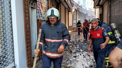 Şanlıurfa’da havai fişek deposu yandı! Patlamalar yürekleri ağza getirdi