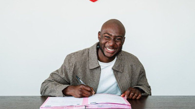 16 yaşındaki oyuncu futbol dünyasını karıştırdı