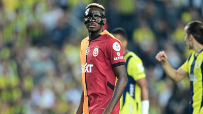 Victor Osimhen'in yeni takımını canlı yayında duyurdu!