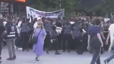 CHP Gençlik Kolları'na polis müdahalesi