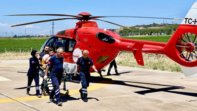 Diyarbakır'da ambulans helikopter el bileği tendonu kesilen kişi için havalandı