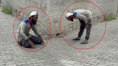 Suriyeli polise yakalanınca namaz kılmaya başladı! Namaz bitince olanlar oldu