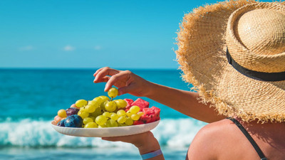 Yaz sıcağında zinde kalmanın sırrı! Uzmanlardan beslenme tüyoları