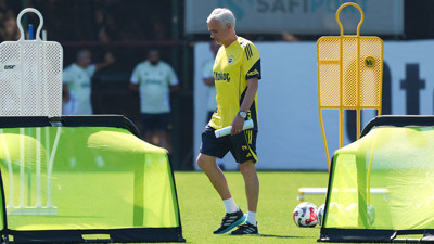 Fenerbahçe'den üç futbolcu için resmi açıklama: Sözleşme uzatıldı, gönderildi