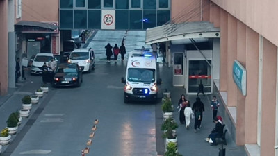 Cani adam eşini ve 2 kızını bıçakladı