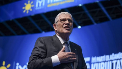 İYİ Parti'den Türk milletine çok konuşulacak SMS!