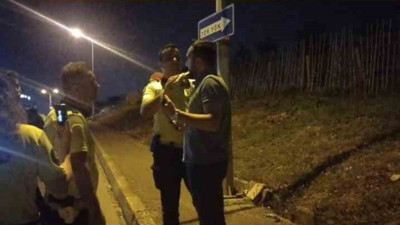 Alkolmetreye üflememek için direndi, cezayı yedi!