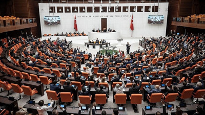 İklim Kanunu'na çevrecilerden tepki: Şirketlere fiilen kirletme hakkı tanındı