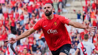 Vedat Muriqi'ten 4 yıllık imza!