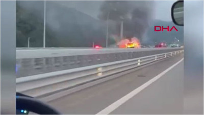 Yolcu otobüsü alev alev yandı