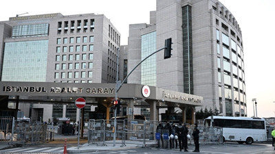 İBB soruşturmasında gözaltına alınan 10 kişi adliyeye sevk edildi