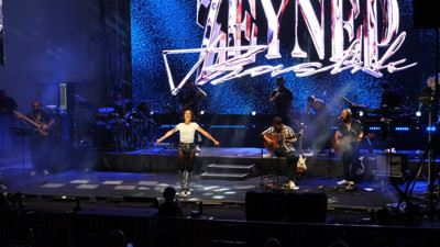 Zeynep Bastık Nasreddin Hoca Şenliği’ni büyüledi: Ritm ve Işık Şöleni!