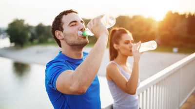 Terleme ve susuzluğun gizli tehlikesi! Vücudunuz alarm veriyor