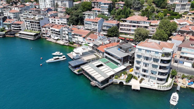 Boğaz'da kaçak yapı yıkımı