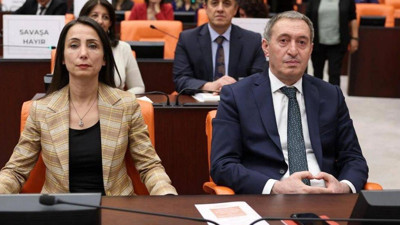Peş peşe görüşme sonrası DEM Parti'den kritik ziyaret