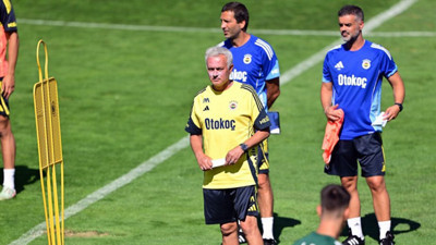 Mourinho'dan sürpriz! Forvetsiz 11