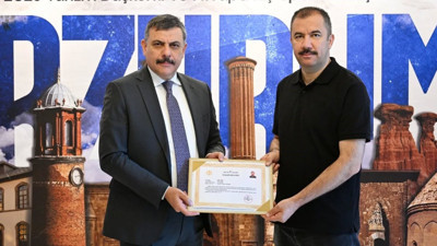 Erzurum Valisi'nden vefa!