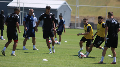Galatasaray'ın rakibi 3 futbolcu transfer etti