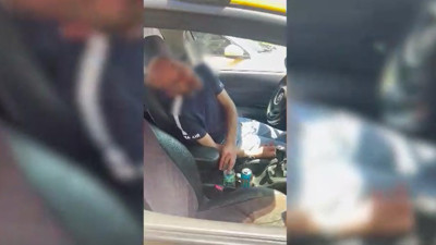 İstanbul'da aracında uyuşturucu kullandığı öne sürülen taksi şoförü yakalandı