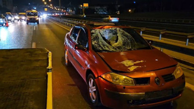 Gaziosmanpaşa’da otoyolda otomobilin çarptığı yaya hayatını kaybetti